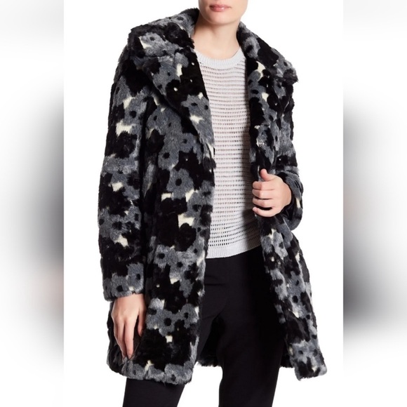 🦄 Betsey Johnson Faux Fur Floral Pattern Jacket Black & Gray 💜 - Picture 3 of 8